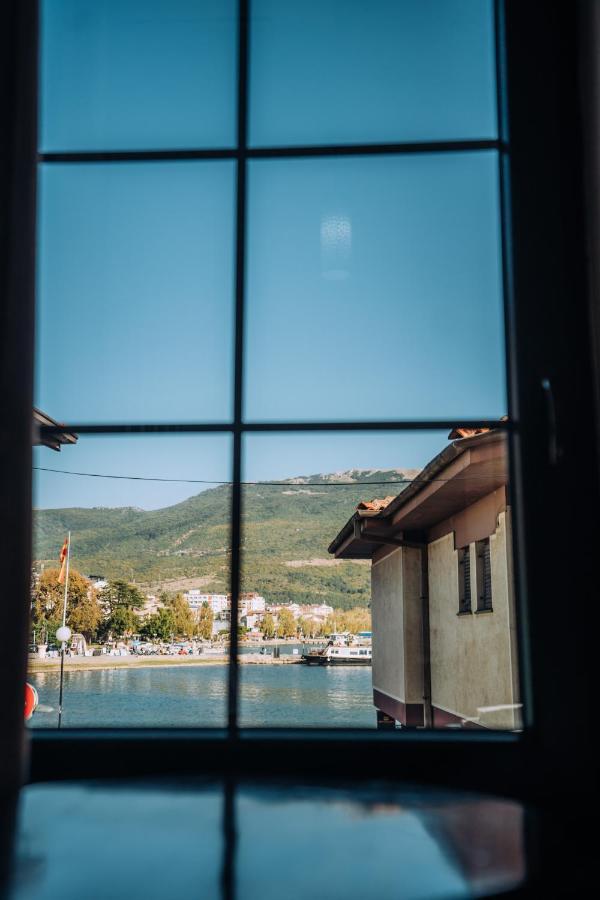 Villa Sara Lake View أوهغيد المظهر الخارجي الصورة