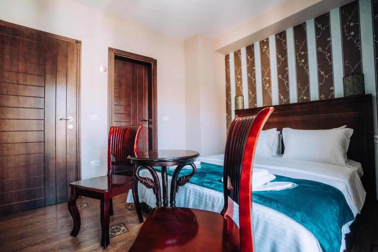 Villa Sara Lake View أوهغيد المظهر الخارجي الصورة